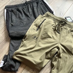 Lot of two pairs of jogging pants